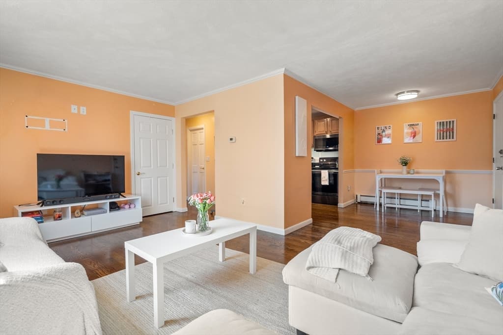 Condominium at 295 Main Street # 16, Reading MA 01867, Reading, photo 4 of 21