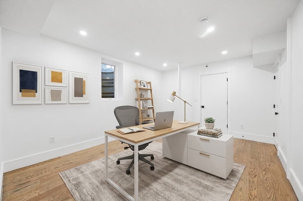Condominium at 31 Houghton St # A, Somerville MA 02143, photo 11 of 12