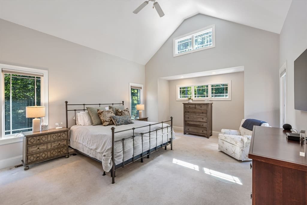 Condominium at 95 Black Rock Drive # 95, Hingham MA 02043, photo 12 of 32