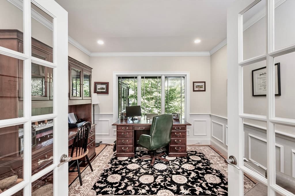 Condominium at 95 Black Rock Drive # 95, Hingham MA 02043, photo 15 of 32