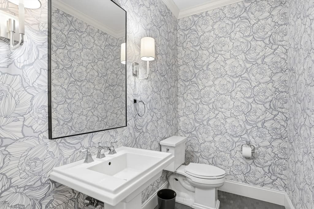 Condominium at 95 Black Rock Drive # 95, Hingham MA 02043, photo 11 of 32