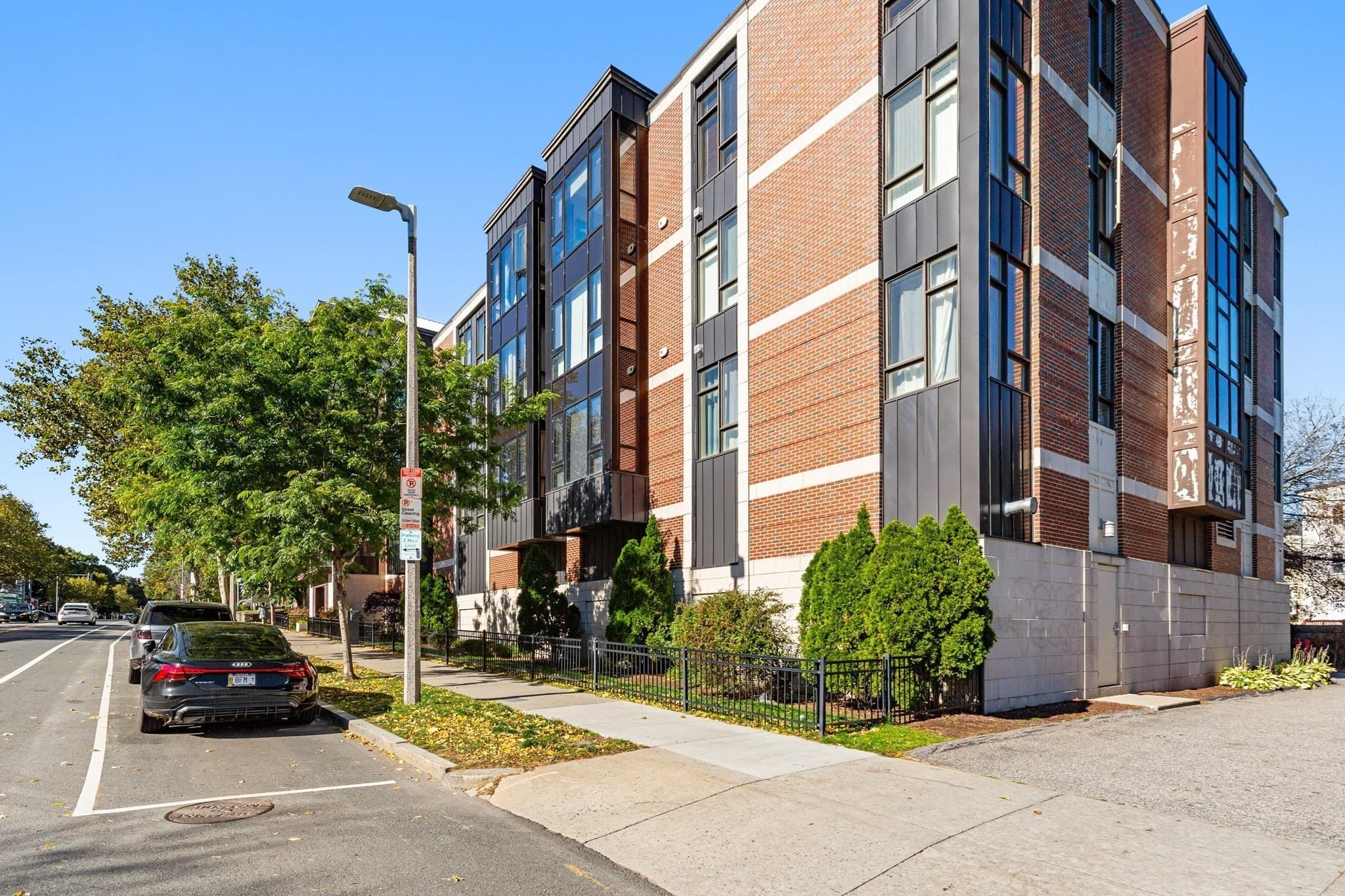 Condominium at 533 Cambridge St # 308, Boston MA 02134, photo 22 of 24