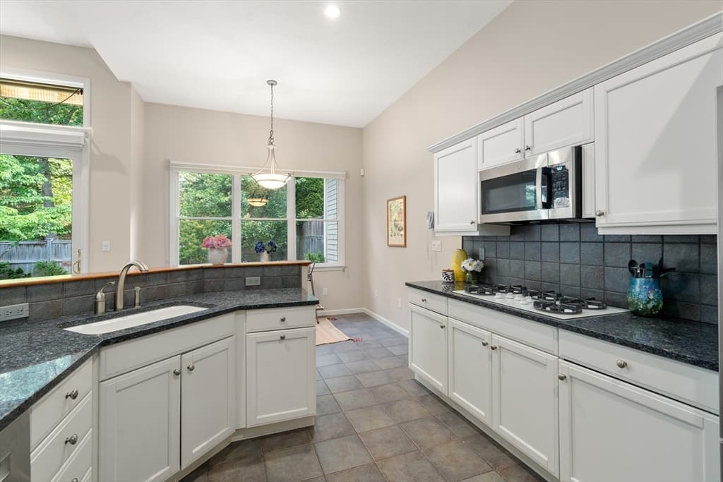 Condominium at 217 Nobscot Road # 217, Sudbury MA 01776, Sudbury, photo 15 of 40