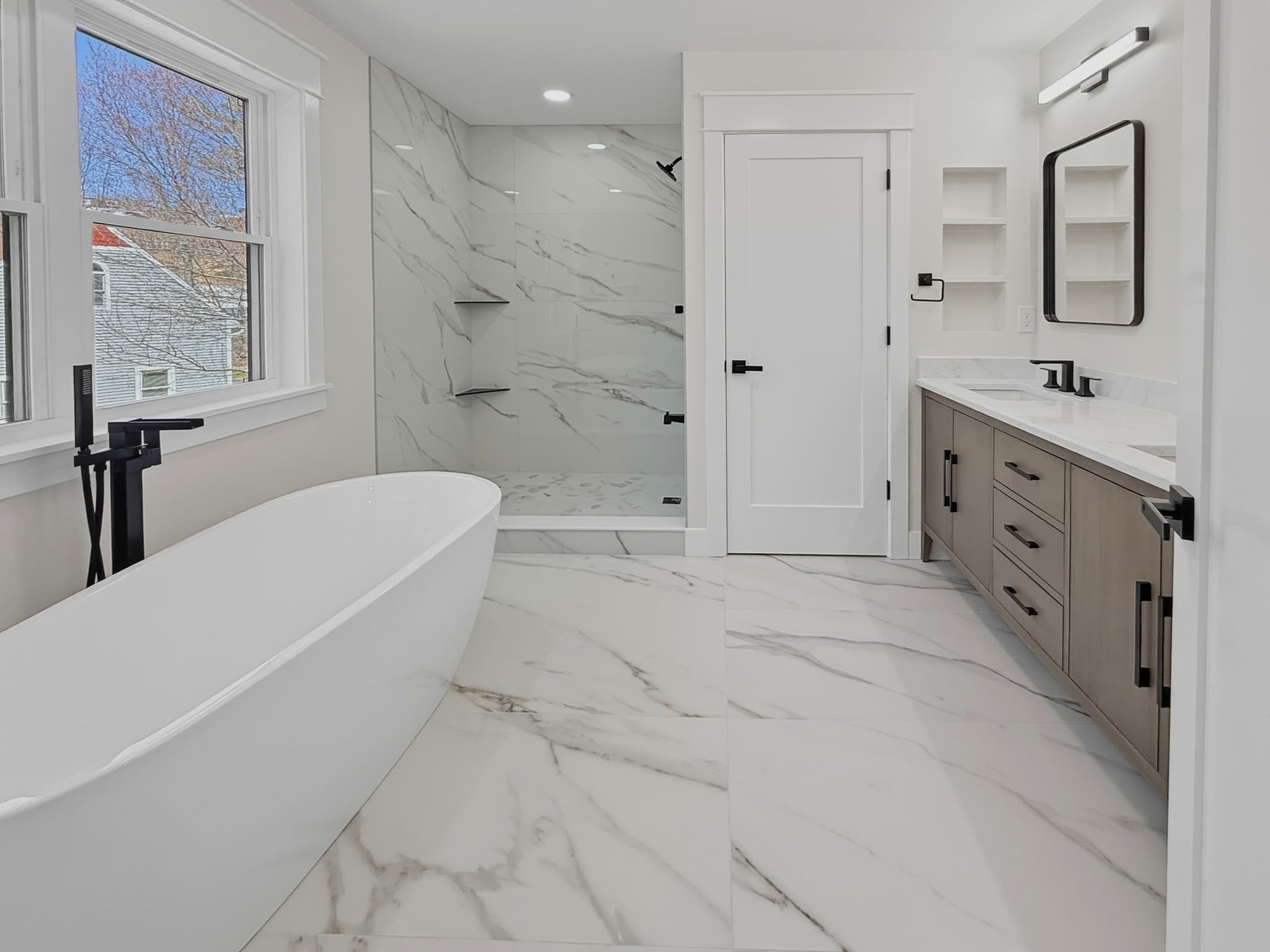 Single Family Residence at 42 High St, Shrewsbury MA 01545, photo 13 of 26