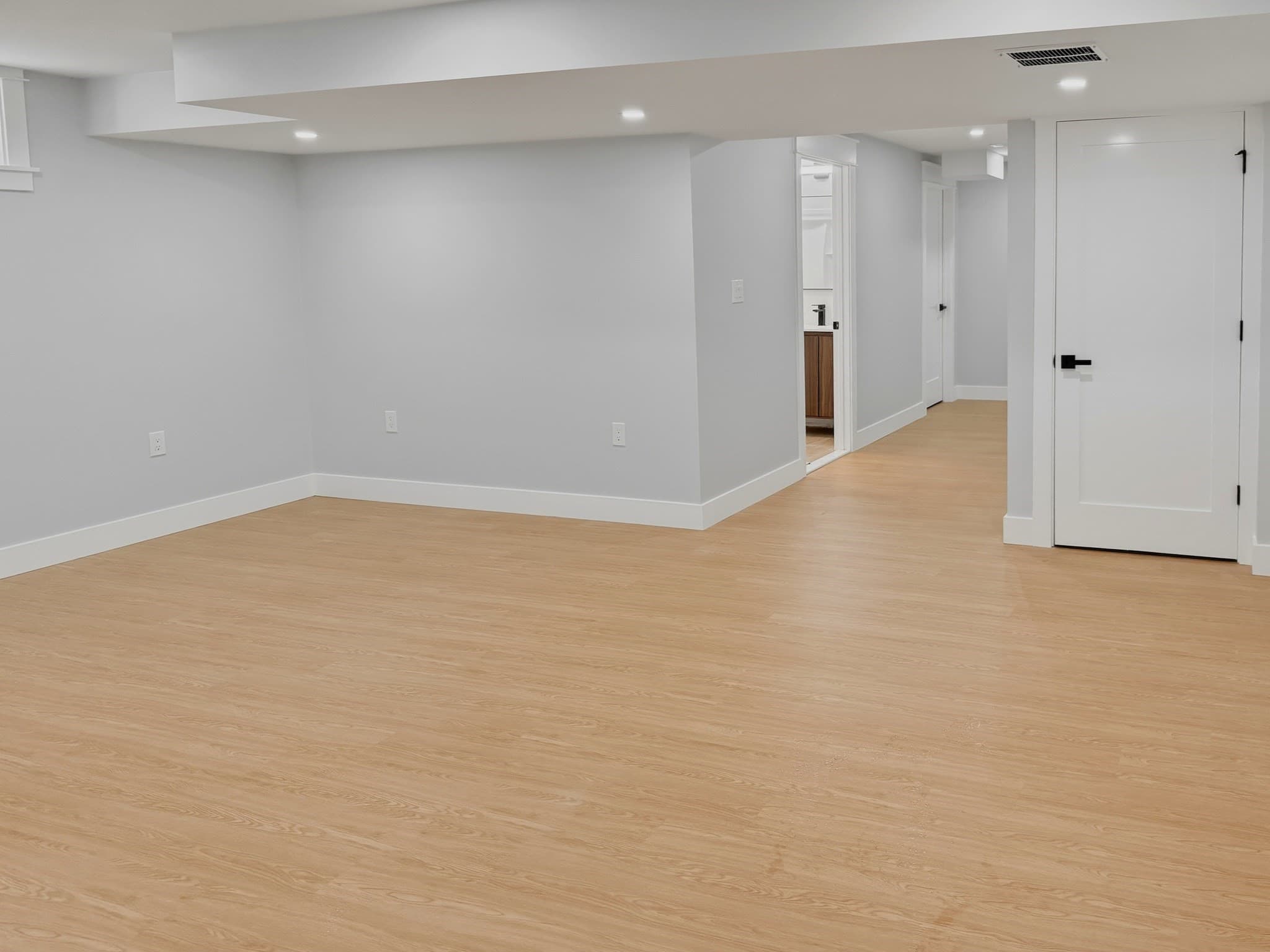 Single Family Residence at 42 High St, Shrewsbury MA 01545, photo 24 of 26