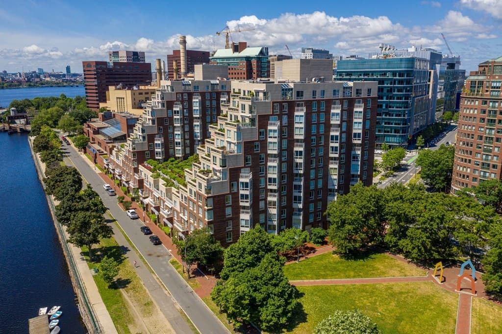 75-83 Cambridge Pkwy # E1203, Cambridge MA 02142 photo 2