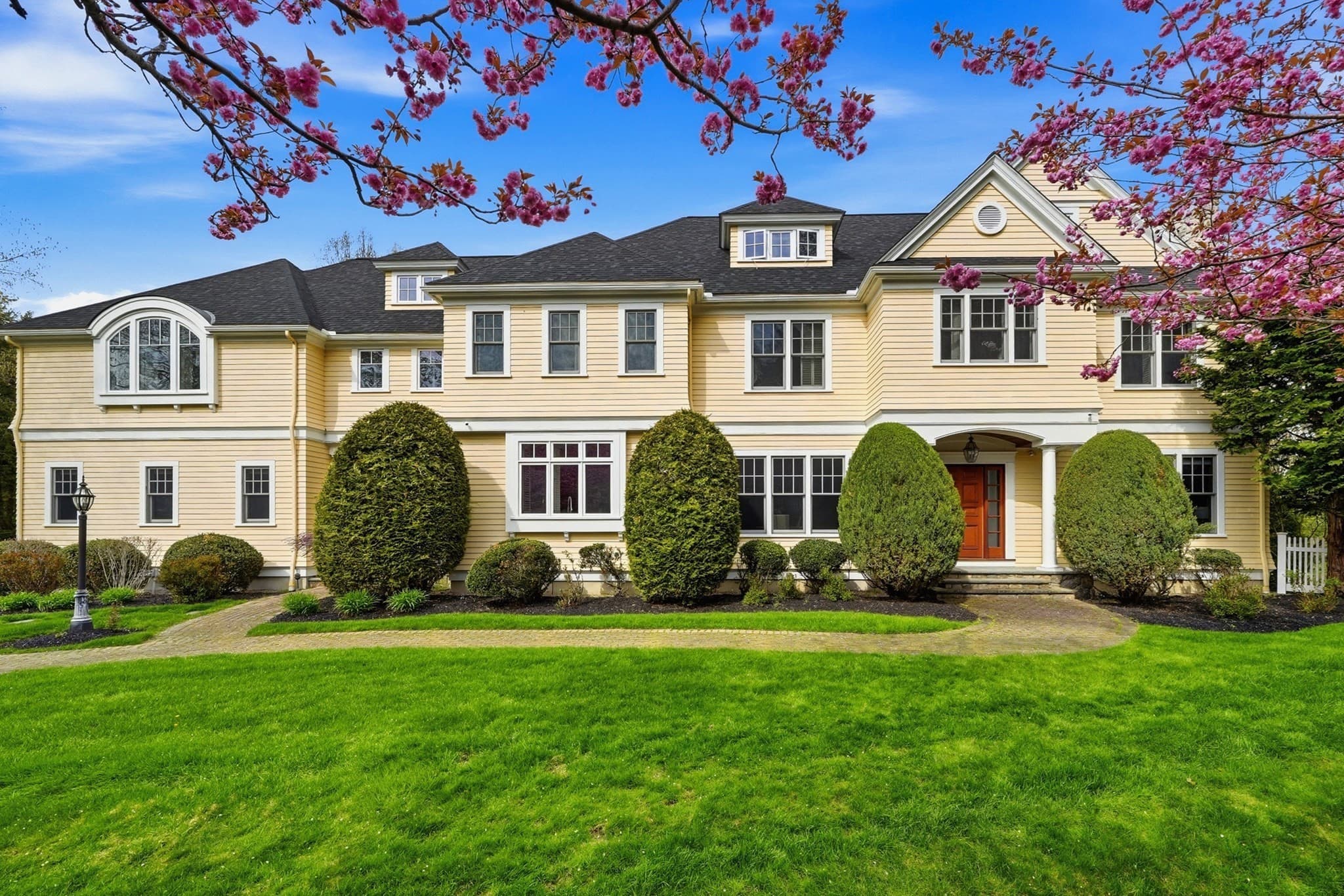 8 Porter Lane, Lexington MA 02420