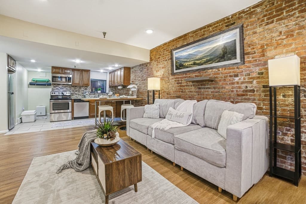 Condominium at 39 Hemenway St # 27, Boston MA 02115, photo 5 of 26