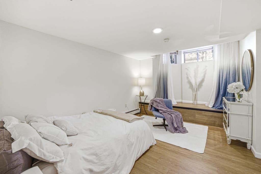 Condominium at 39 Hemenway St # 27, Boston MA 02115, photo 8 of 26