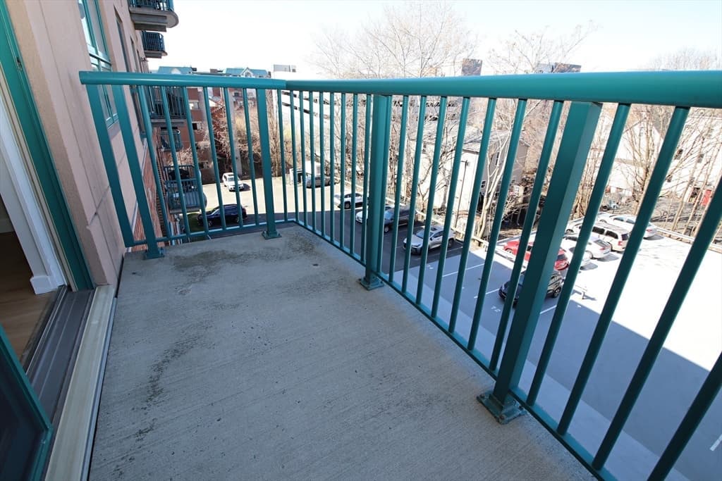 Condominium at 175 Cottage St. # 501, Chelsea MA 02150, Chelsea, photo 13 of 42