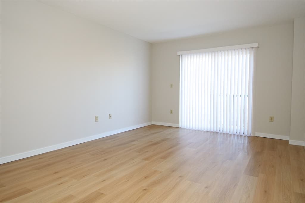 Condominium at 175 Cottage St. # 501, Chelsea MA 02150, Chelsea, photo 10 of 42