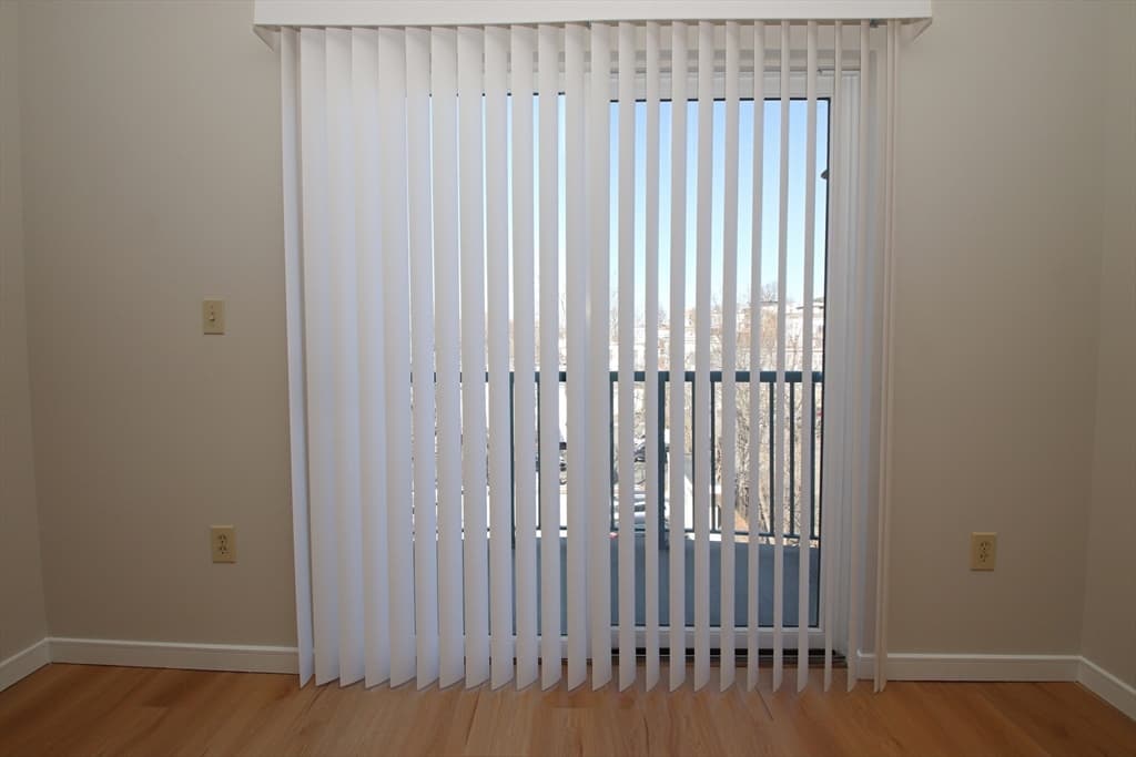 Condominium at 175 Cottage St. # 501, Chelsea MA 02150, Chelsea, photo 11 of 42
