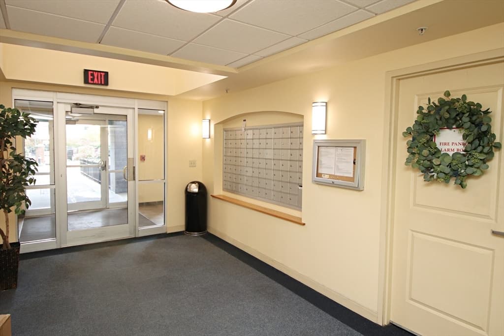 Condominium at 175 Cottage St. # 501, Chelsea MA 02150, Chelsea, photo 4 of 42