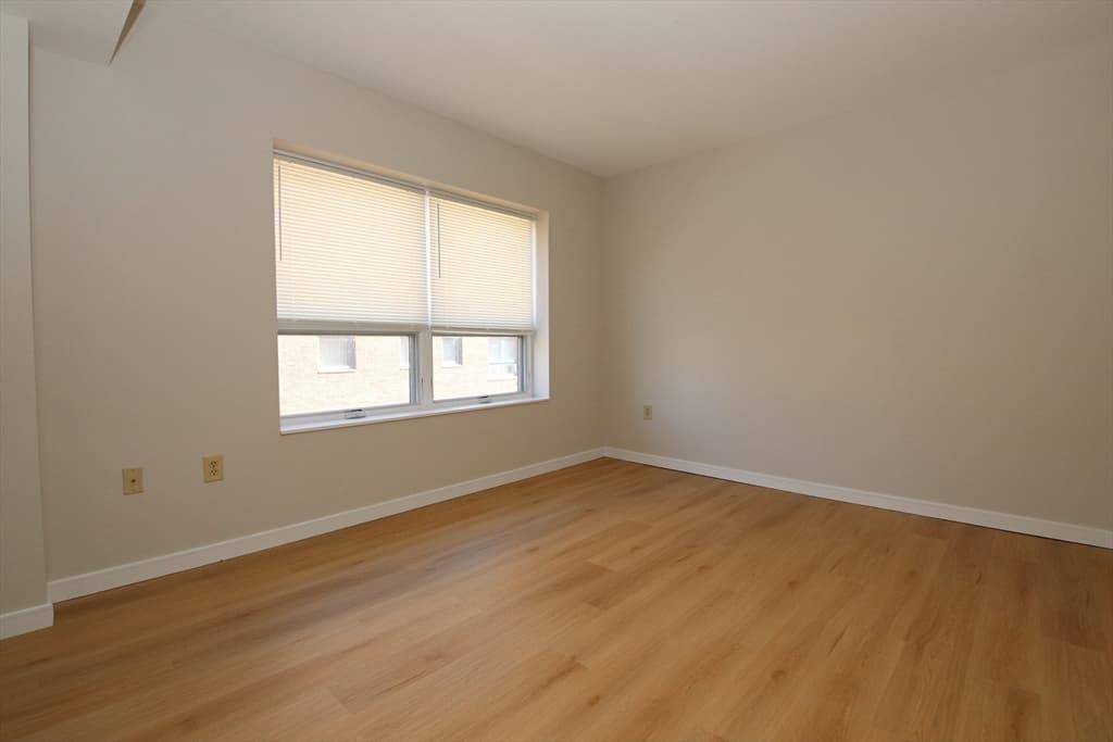 Condominium at 175 Cottage St. # 501, Chelsea MA 02150, Chelsea, photo 25 of 42