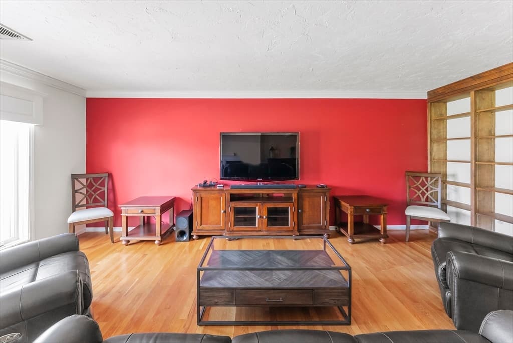 Condominium at 42 Fairway Dr, Plymouth MA 02360, Plymouth, photo 11 of 39