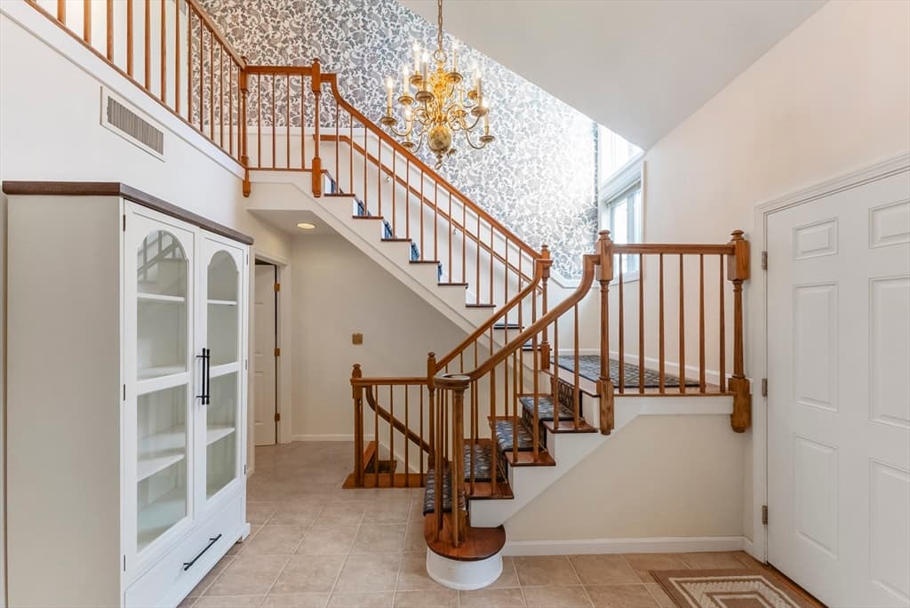 Condominium at 42 Fairway Dr, Plymouth MA 02360, Plymouth, photo 4 of 39