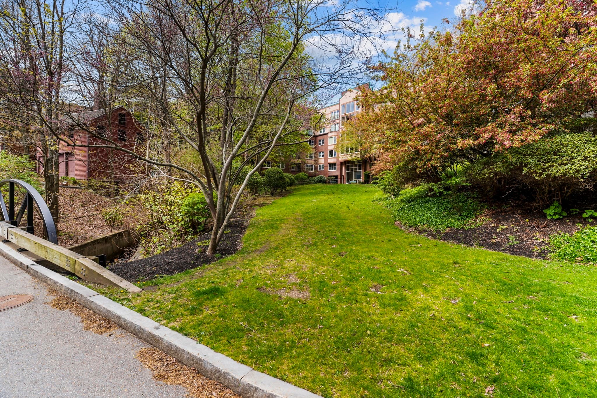 Condominium at 1 Watermill Pl # 316, Arlington MA 02476, Arlington, photo 36 of 38