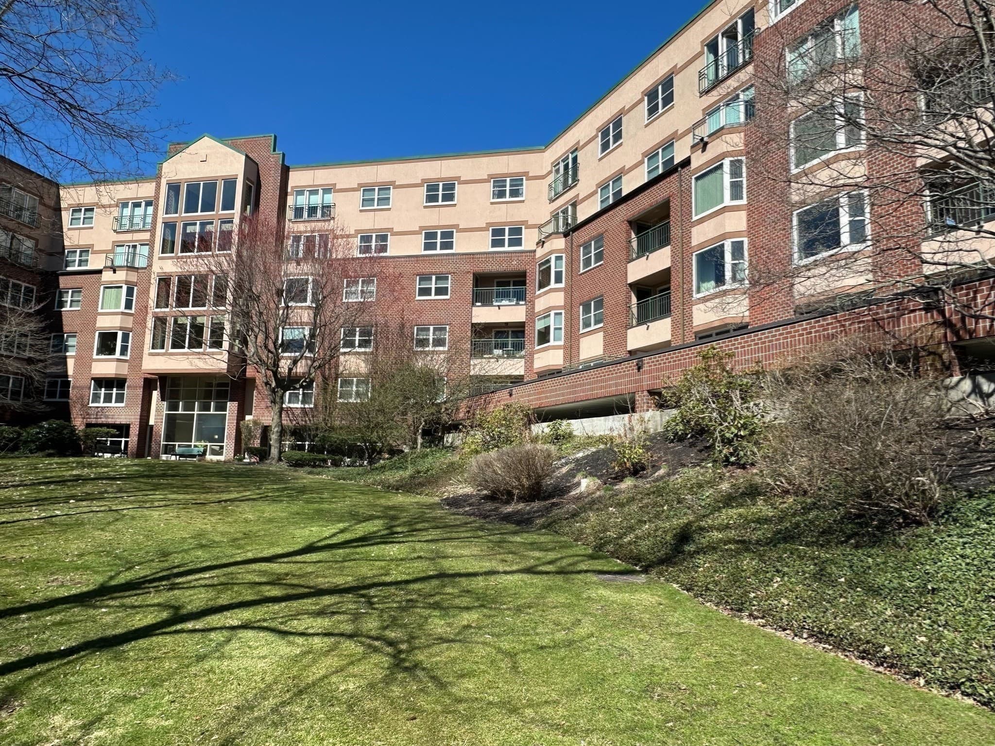 Condominium at 1 Watermill Pl # 316, Arlington MA 02476, Arlington, photo 34 of 38