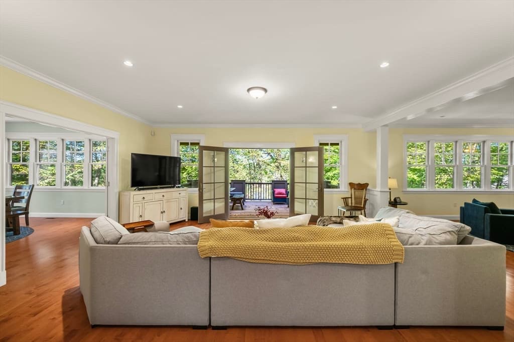250 Meadowbrook Road, Dedham MA 02026 photo 9