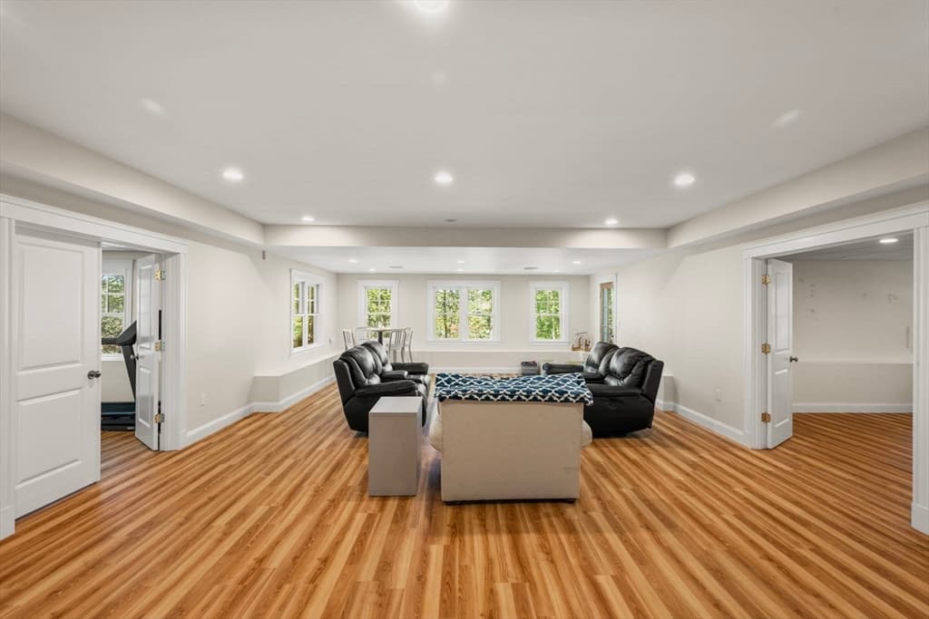 250 Meadowbrook Road, Dedham MA 02026 photo 33