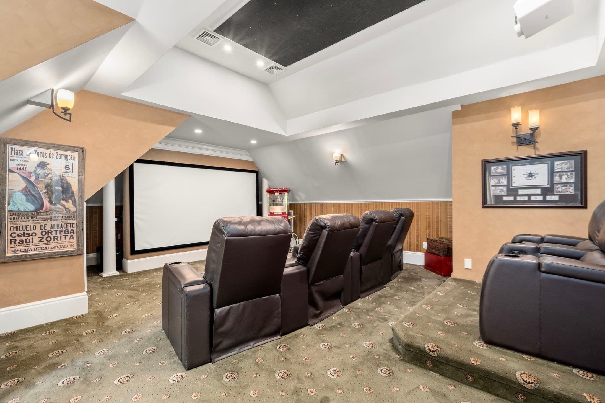 Single Family Residence at 3 Stone Bridge Lane, Milton MA 02186, Milton, photo 26 of 37
