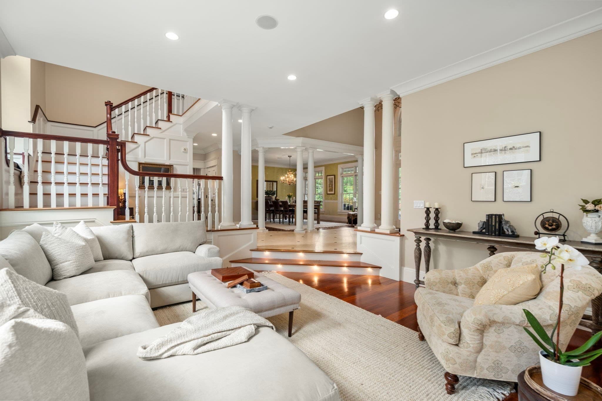 Single Family Residence at 3 Stone Bridge Lane, Milton MA 02186, Milton, photo 7 of 37
