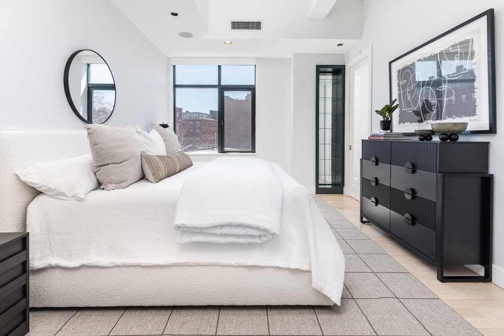 Condominium at 1180-1200 Washington # 315, Boston MA 02118, photo 13 of 27