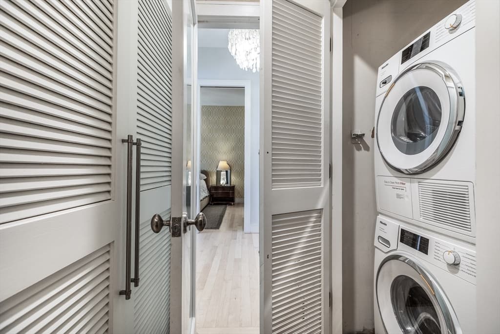 Condominium at 1180-1200 Washington # 315, Boston MA 02118, photo 26 of 27