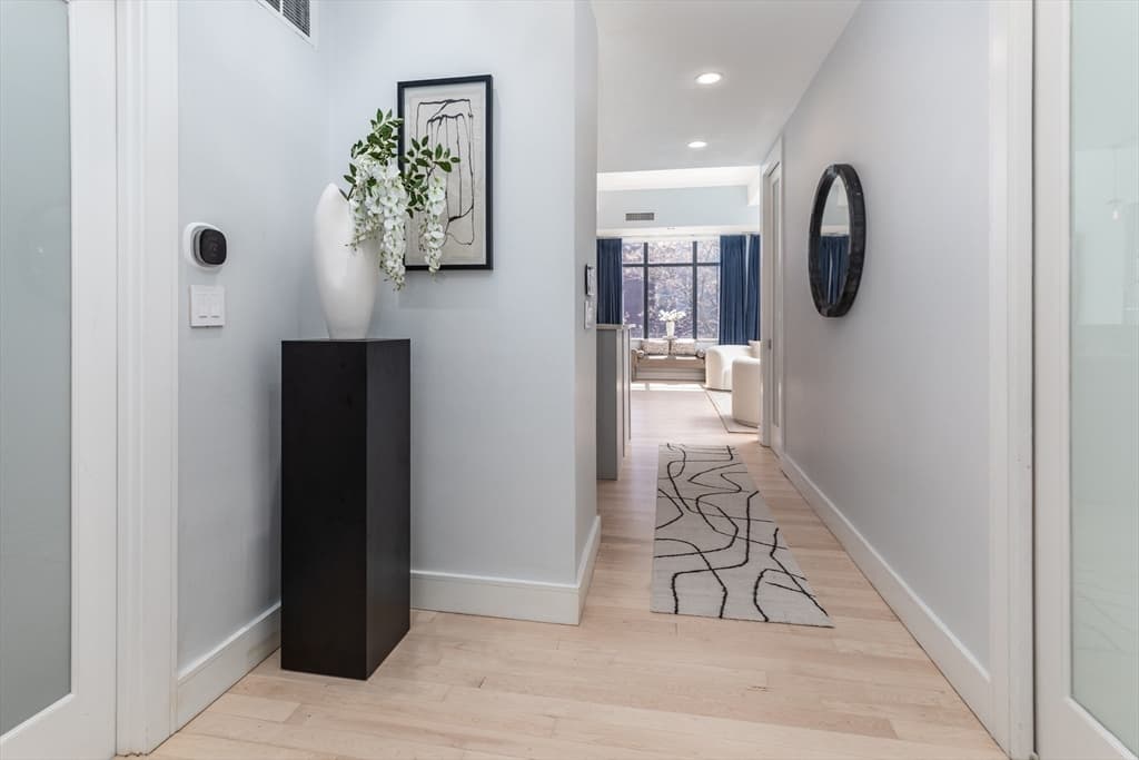 Condominium at 1180-1200 Washington # 315, Boston MA 02118, photo 19 of 27