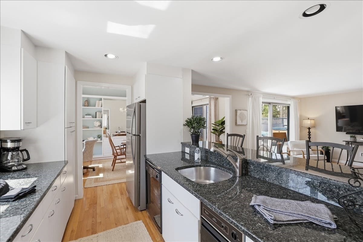 Condominium at 100 Mid-Iron Way # 7027, Mashpee MA 02649, photo 2 of 42