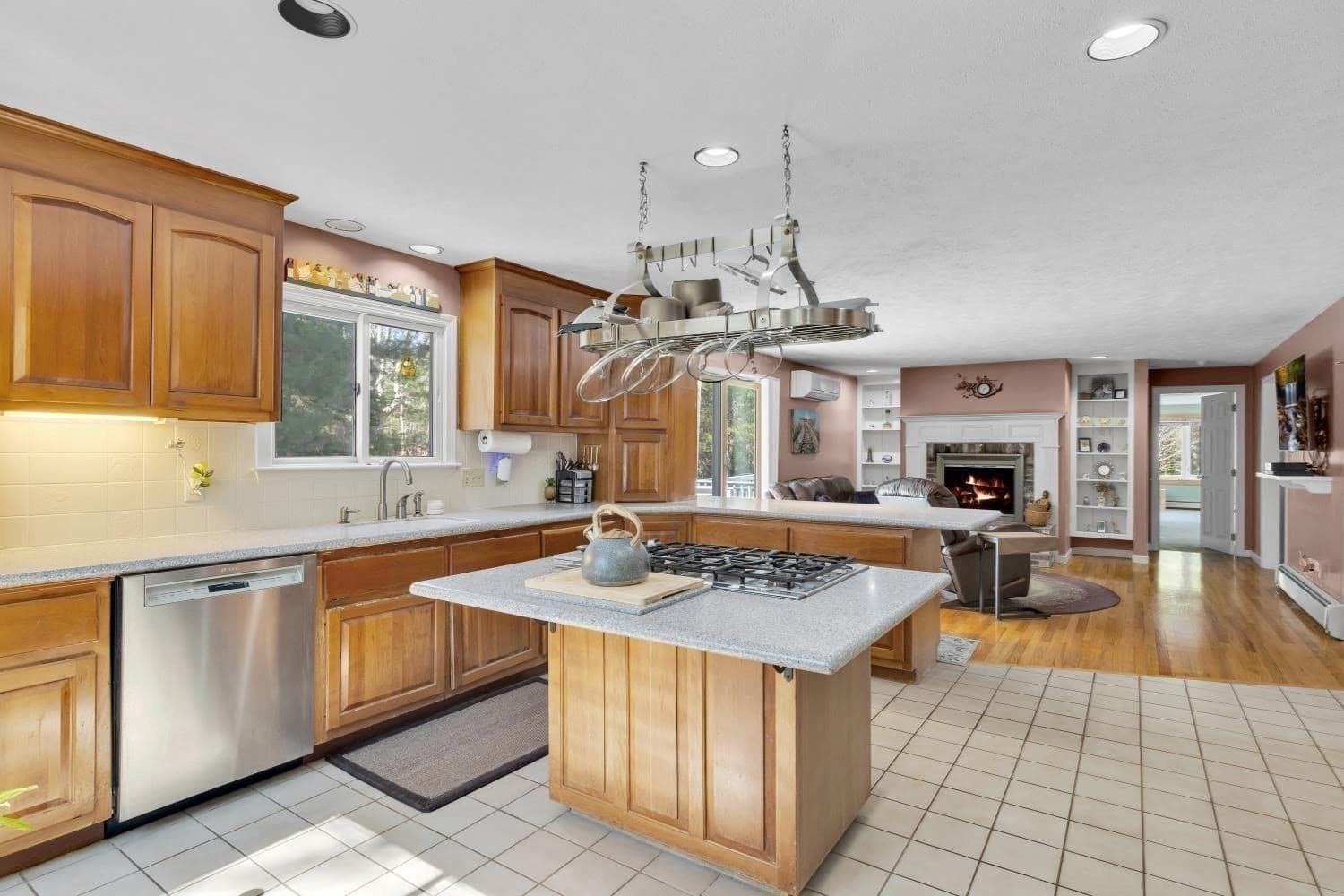 Single Family Residence at 1 Lighthouse Ln, Sandwich MA 02644, photo 12 of 42