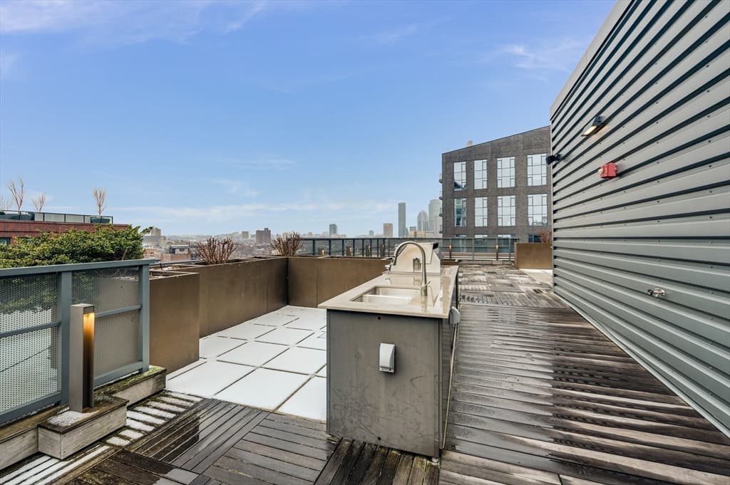 Condominium at 32 Traveler Street # 701, Boston MA 02118, photo 23 of 30