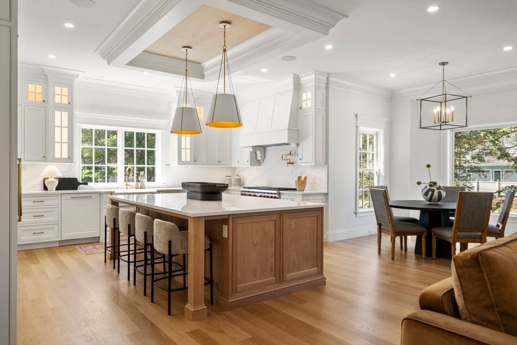 Single Family Residence at 1 Tuttle Lane, Lynnfield MA 01940, Lynnfield, photo 10 of 42