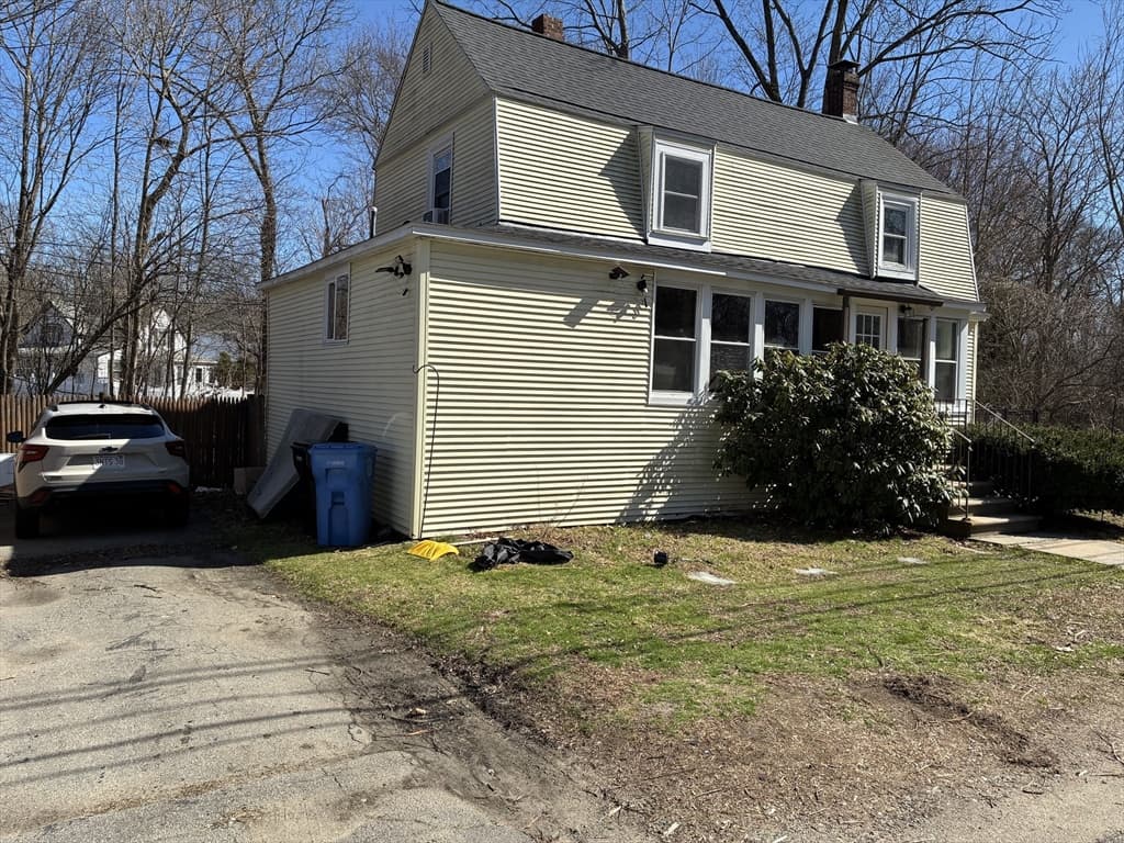 Single Family Residence at 129 Commercial St, Whitman MA 02382, Whitman, photo 2 of 10