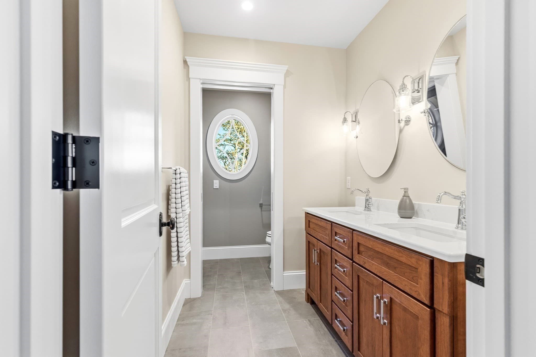 Single Family Residence at 19 Walkerwoods Dr, Harwich MA 02645, photo 22 of 41