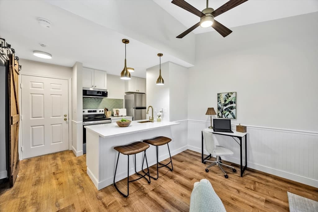 102 Fletcher Ln # H, Brewster MA 02631 photo 2