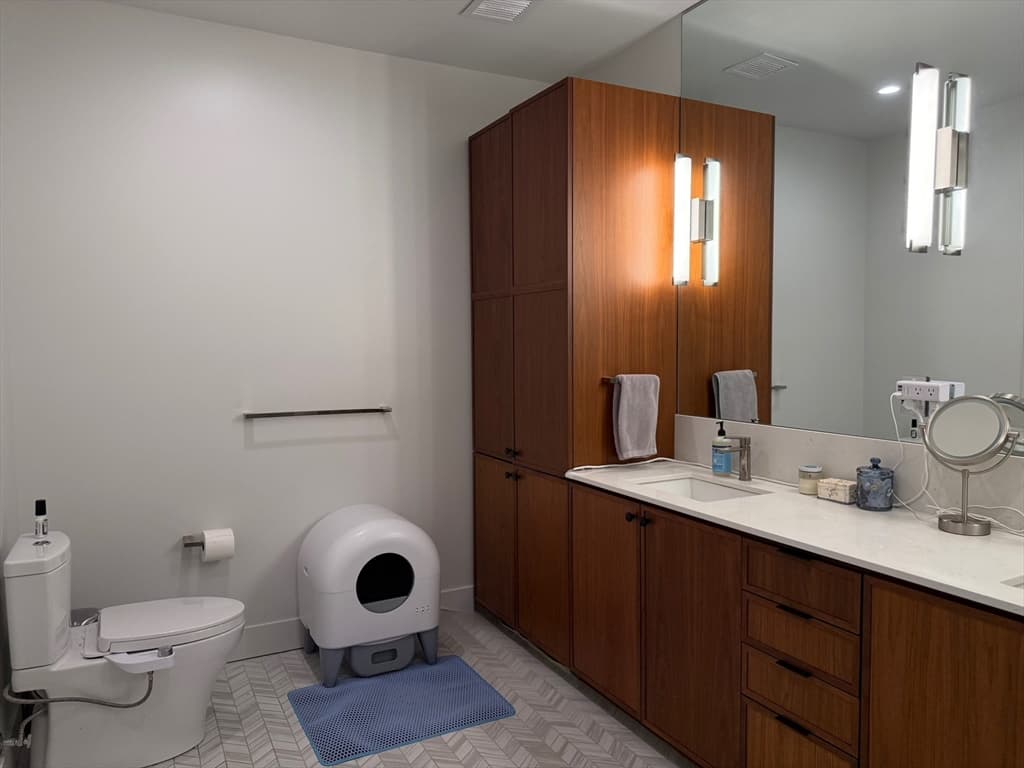 Condominium at 566 Columbus Ave # 404, Boston MA 02118, photo 19 of 34