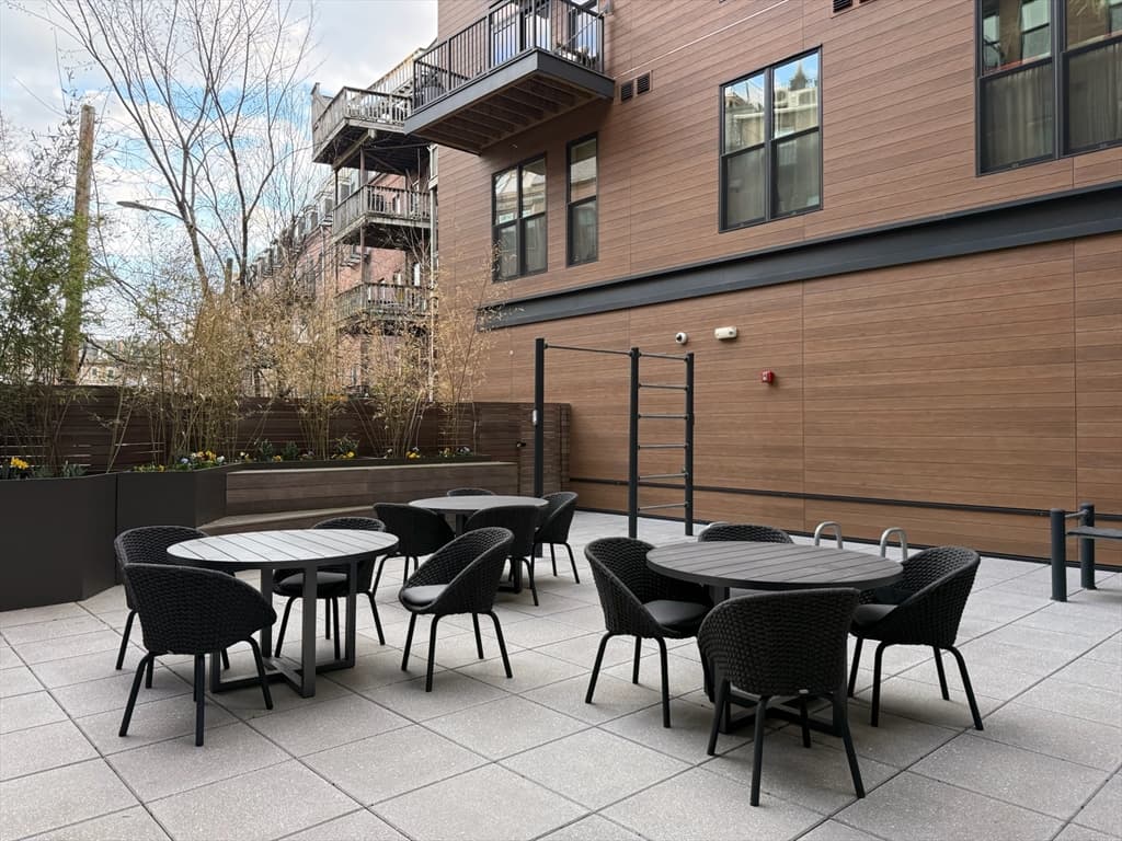 Condominium at 566 Columbus Ave # 404, Boston MA 02118, photo 31 of 34