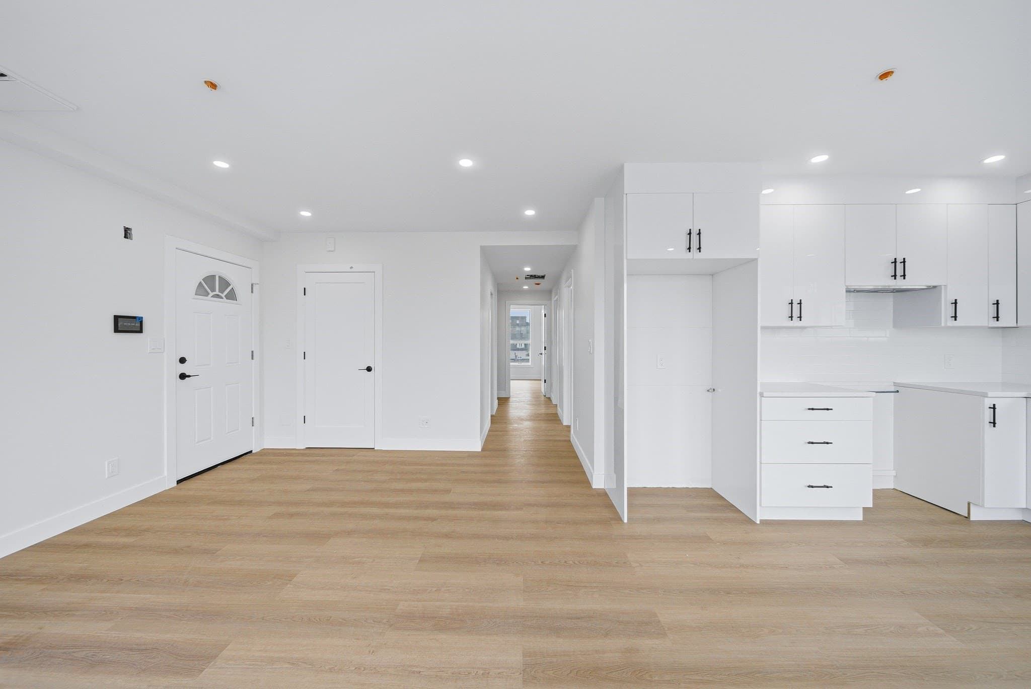 Condominium at 4164 Washington St # 06, Boston MA 02131, Boston, photo 13 of 37