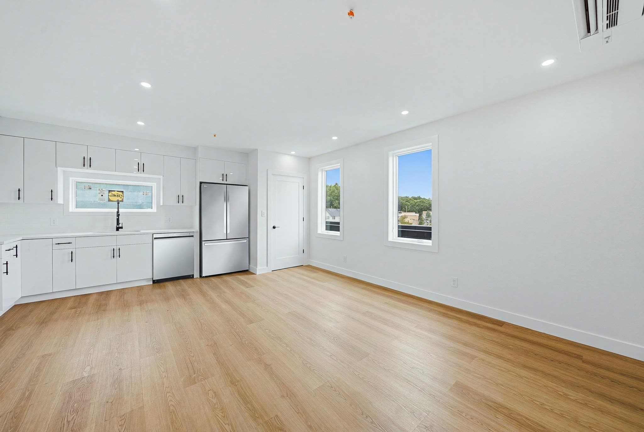 Condominium at 4164 Washington St # 06, Boston MA 02131, Boston, photo 17 of 37