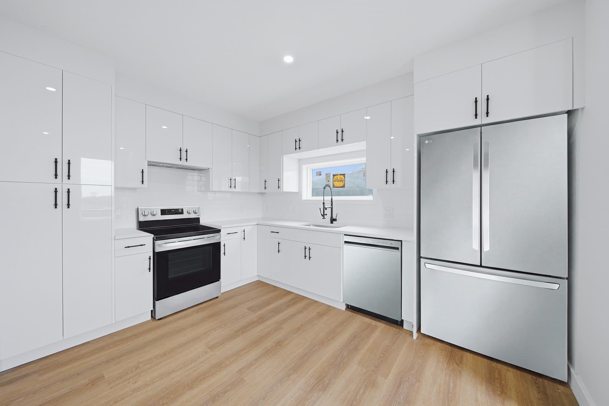 Condominium at 4164 Washington St # 06, Boston MA 02131, Boston, photo 16 of 37