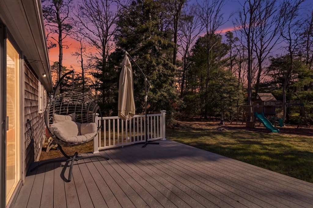 Single Family Residence at 38 White Oak Trl, Barnstable MA 02632, photo 24 of 27