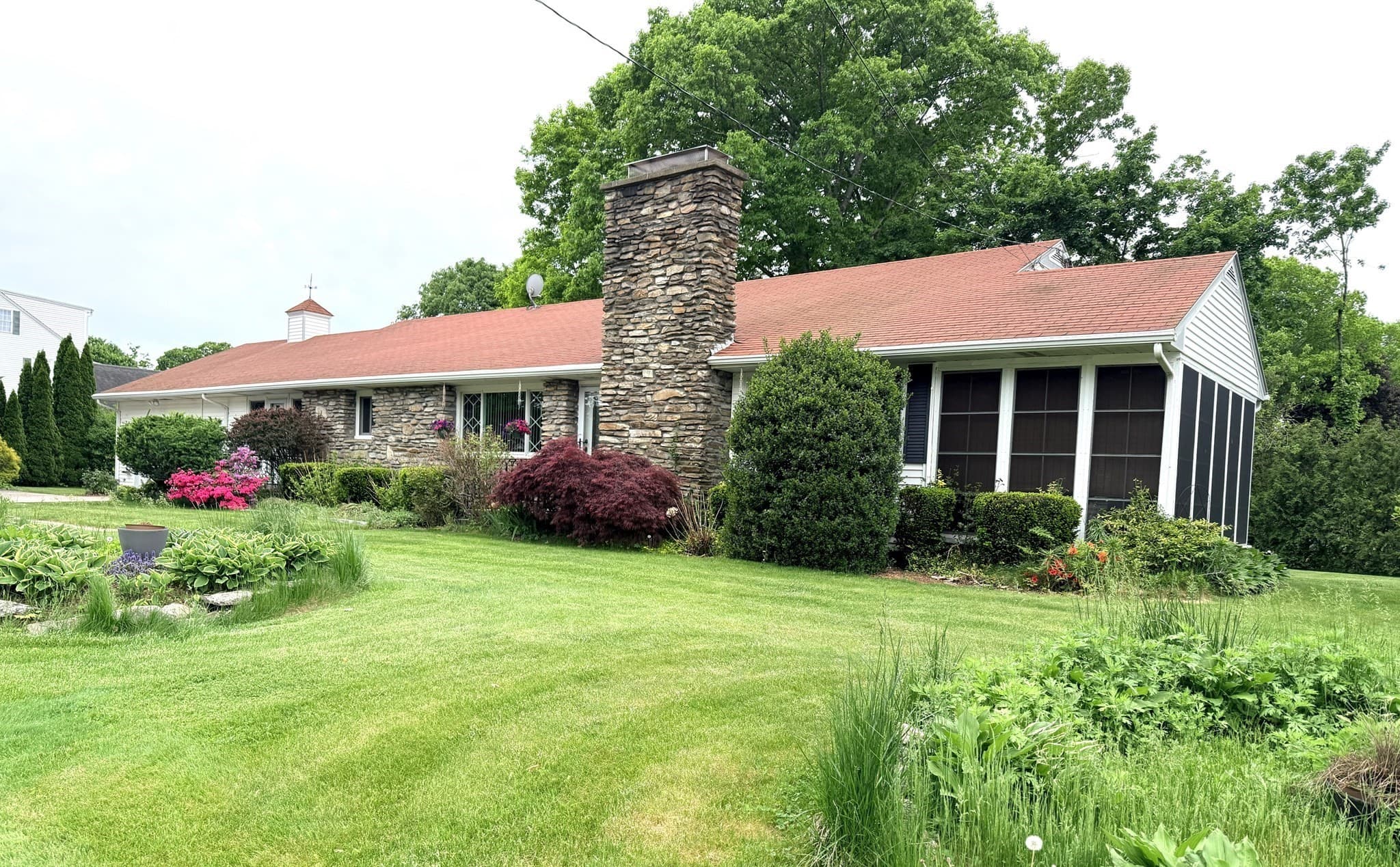 33 Slater Street, Webster MA 01570