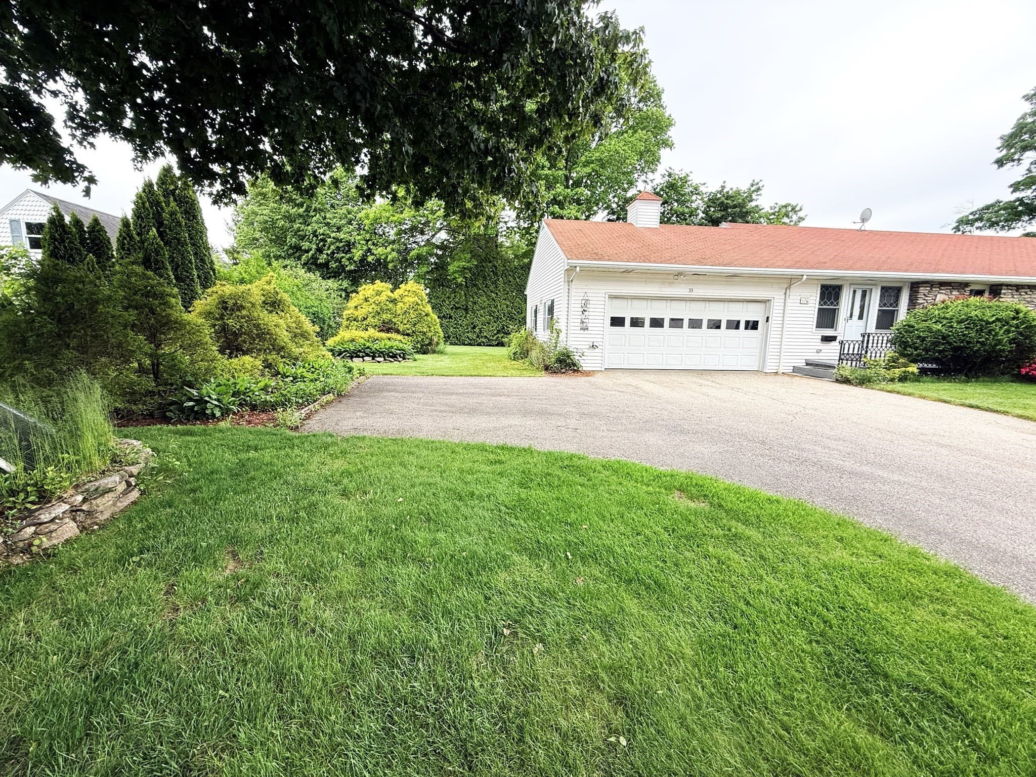 Single Family Residence at 33 Slater Street, Webster MA 01570, photo 11 of 24