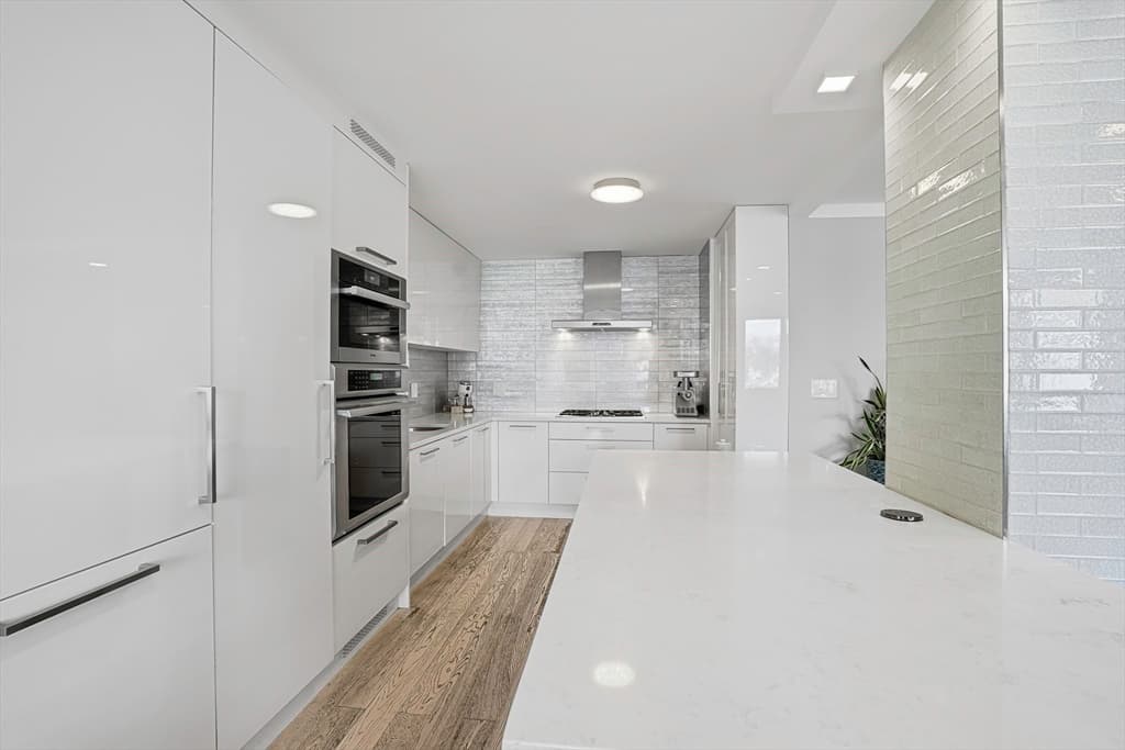 Condominium at 280 Boylston St # 308, Newton MA 02467, Newton, photo 15 of 33