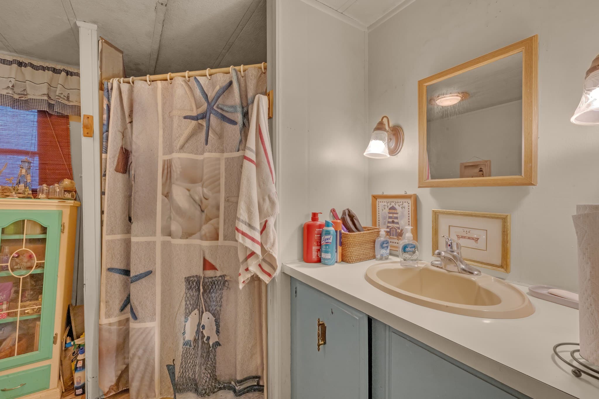 Mobile Home at 1790 Massachusetts Ave Lot V, Lunenburg MA 01462, photo 8 of 11
