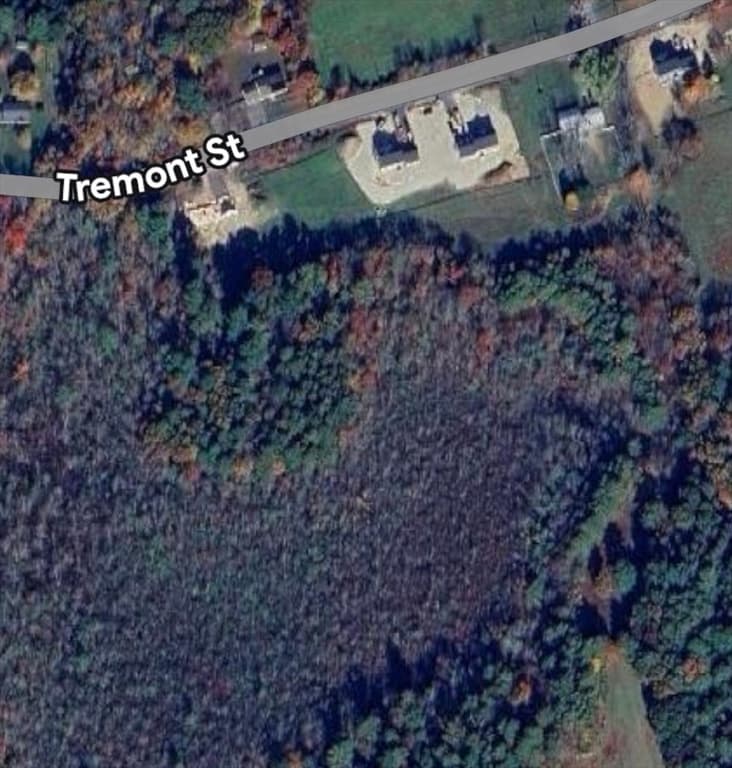 Single Family Residence at 462 Tremont Street, Taunton MA 02780, photo 6 of 6