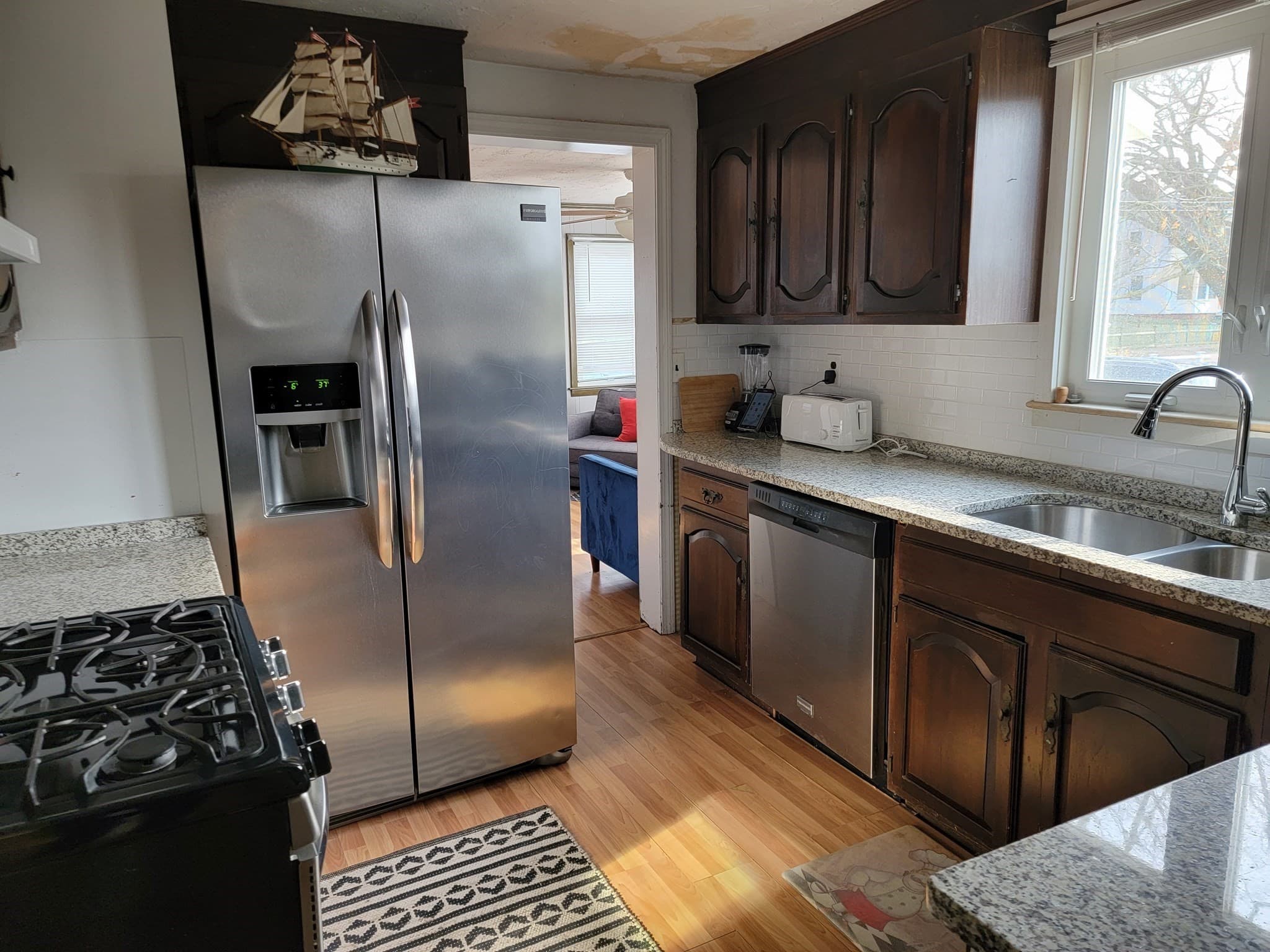 3 Family at 117 Depot St, Dennis MA 02639, photo 5 of 34
