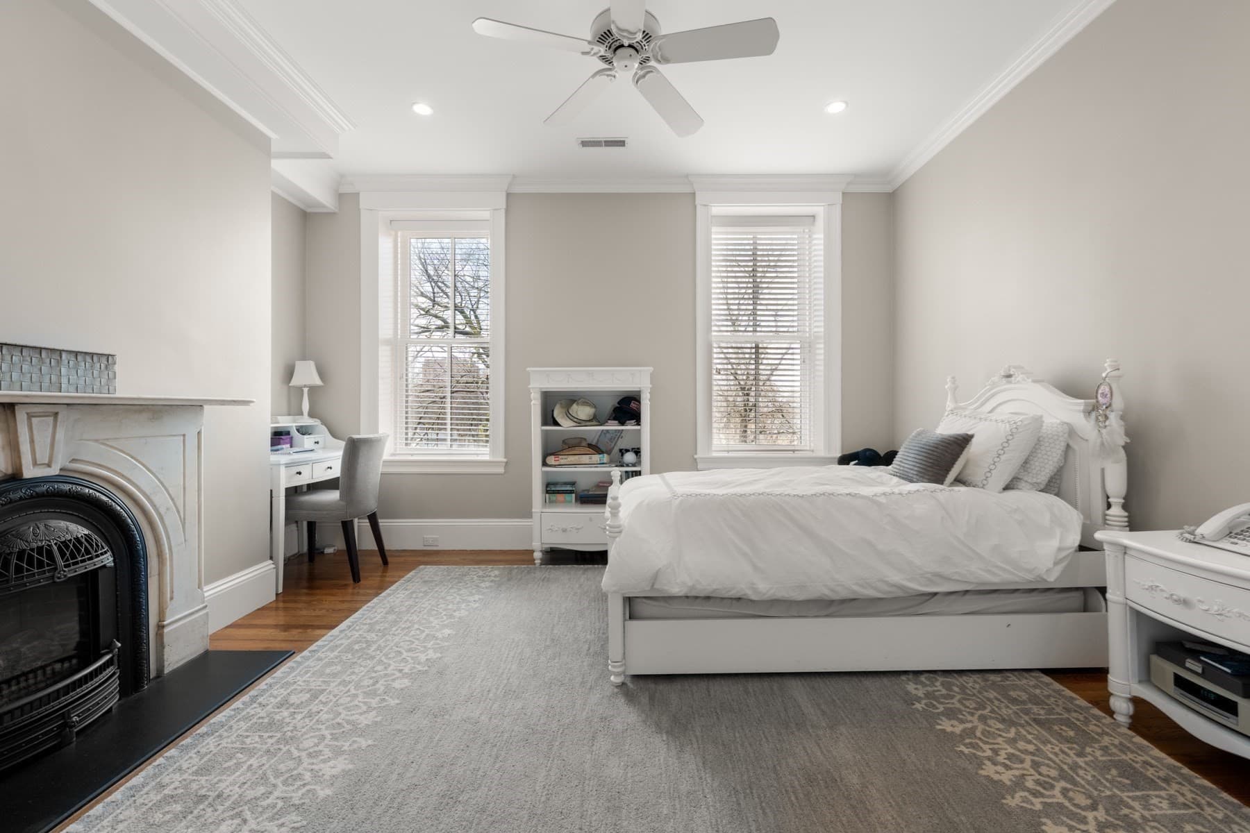 Single Family Residence at 8 Otis Place, Boston MA 02108, photo 23 of 36