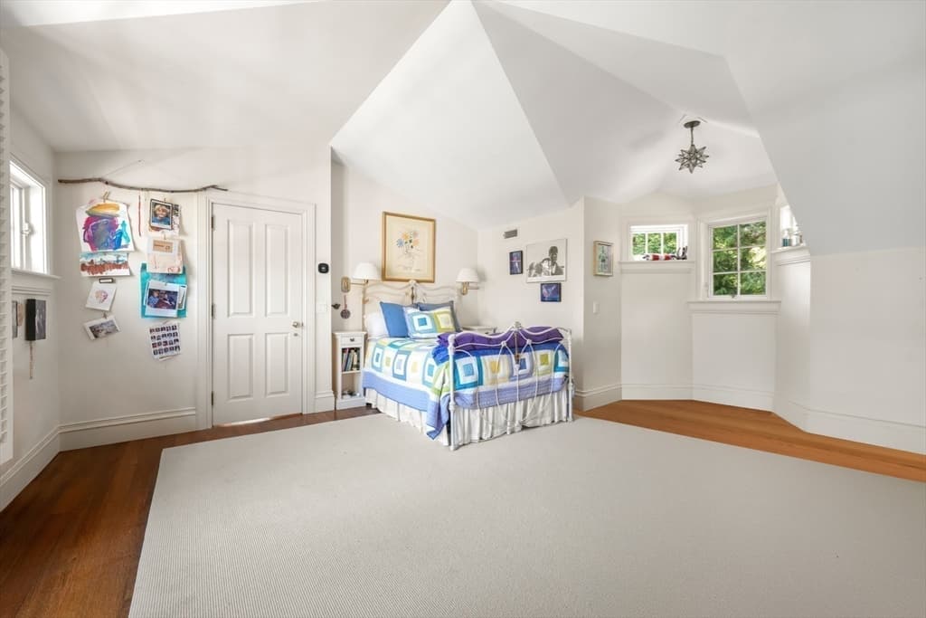 198 Clyde Street, Brookline MA 02467 photo 19